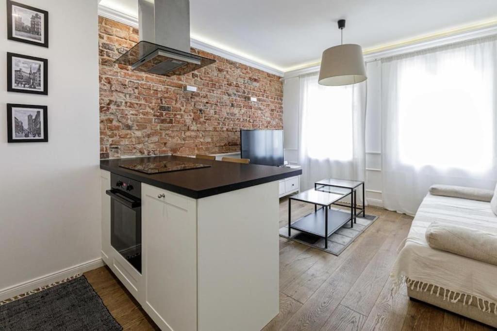 Central Wroclaw Apartment - City Center - Bright And Cozy - U11 Eksteriør bilde